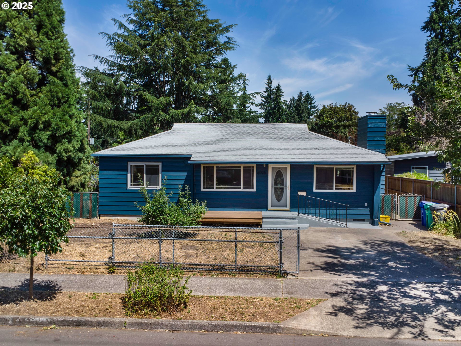 6005 Southeast Reedway Street Portland, OR 97206 - Photo 3 of 42 Gallery Image 3