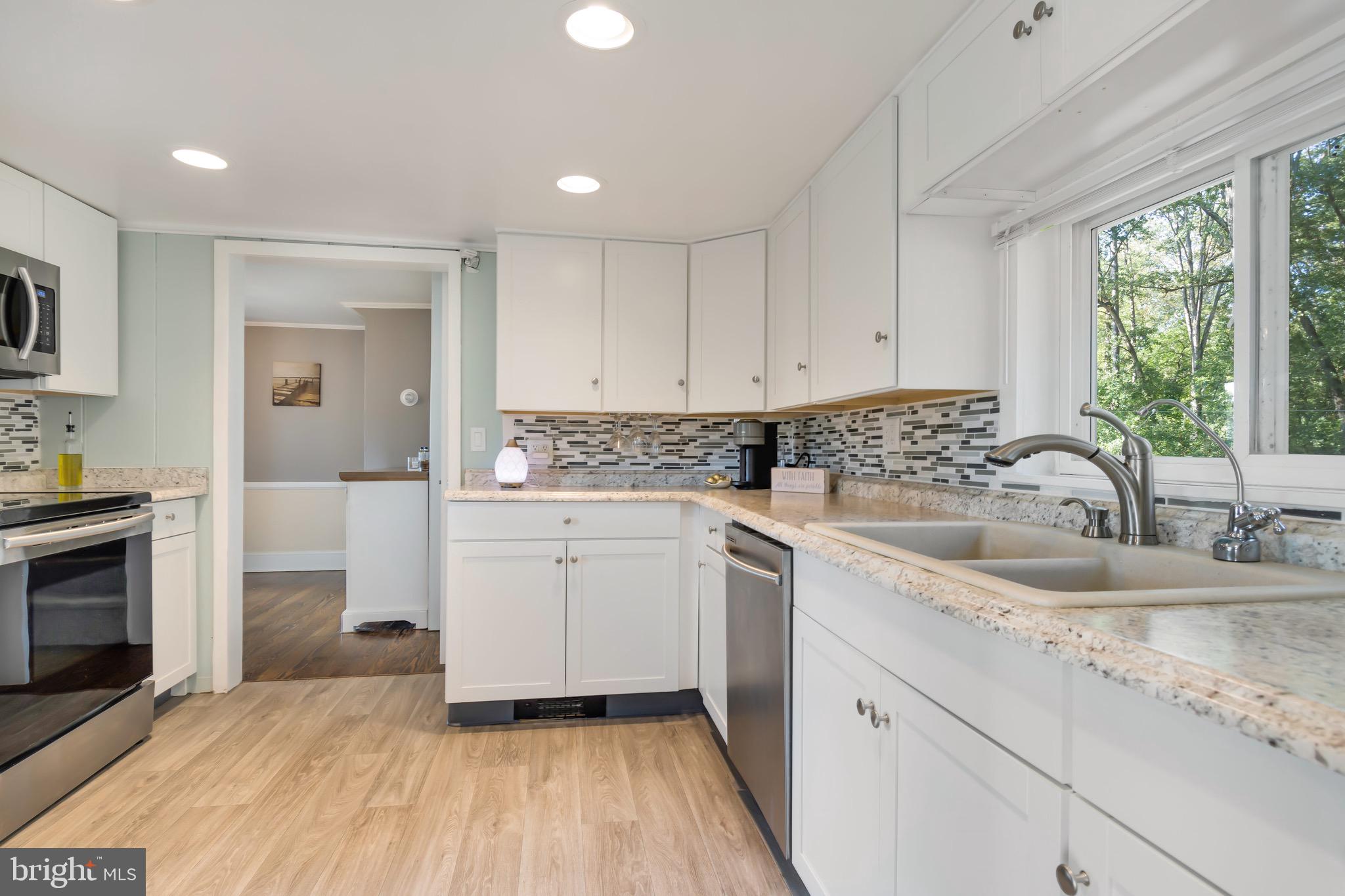 27808 St Michaels Road Easton, MD 21601 - Photo 4 of 31 Gallery Image 4