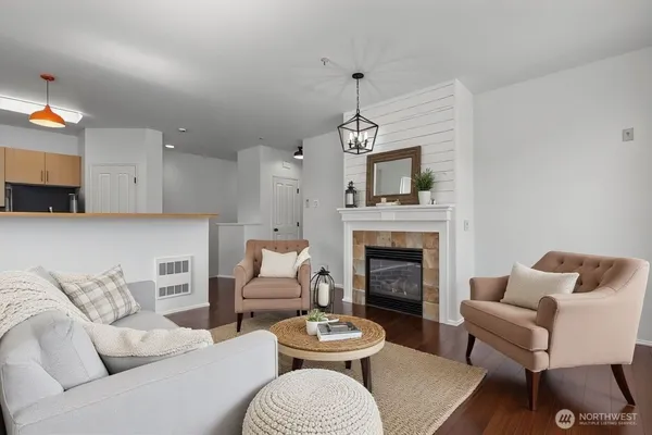 $510,000 | 535 241st Lane Southeast, Sammamish, WA 98074