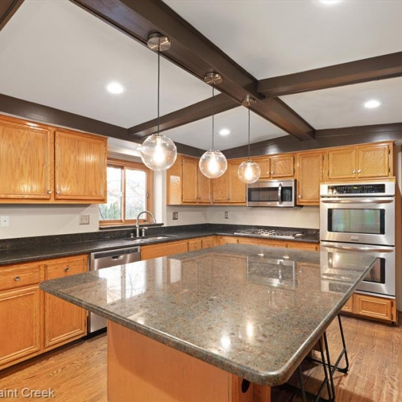 2902 Portage Trail Drive Rochester Hills, MI 48309 - Photo 16 of 63 Kitchen
