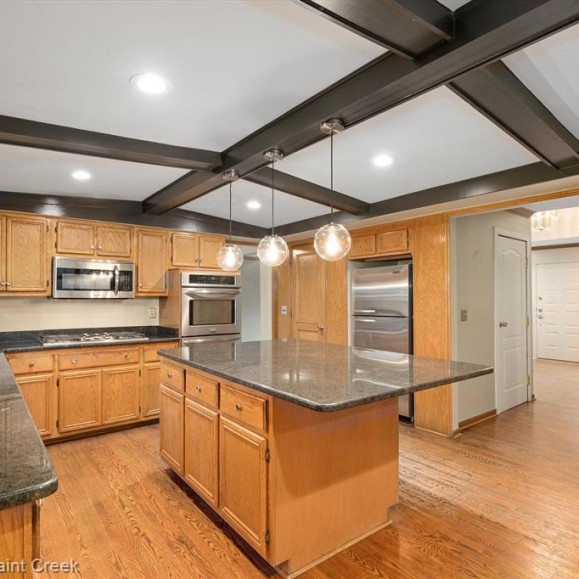 2902 Portage Trail Drive Rochester Hills, MI 48309 - Photo 17 of 63 Kitchen