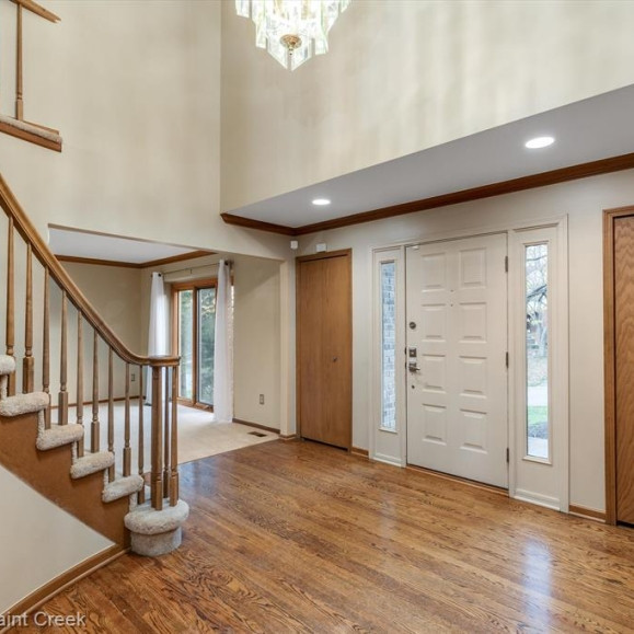 2902 Portage Trail Drive Rochester Hills, MI 48309 - Photo 4 of 63 Foyer