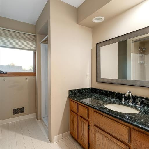 2902 Portage Trail Drive Rochester Hills, MI 48309 - Photo 42 of 63 Bathroom