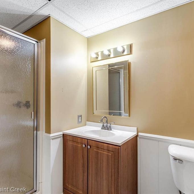 2902 Portage Trail Drive Rochester Hills, MI 48309 - Photo 54 of 63 Bathroom