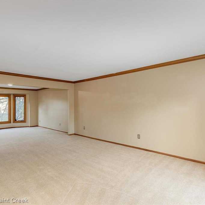 2902 Portage Trail Drive Rochester Hills, MI 48309 - Photo 9 of 63 Dining room