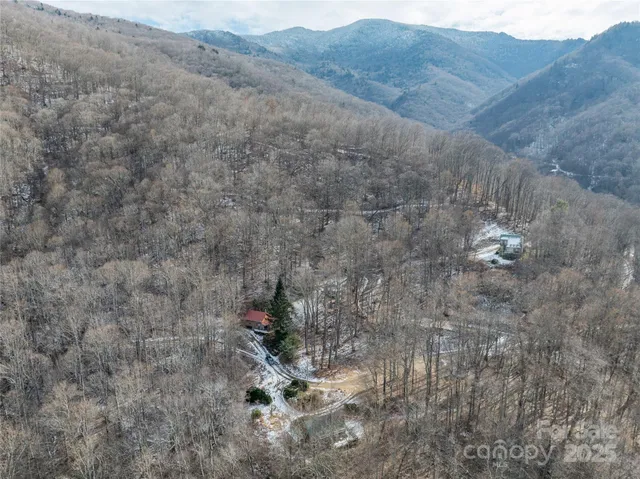 a view of a dry field