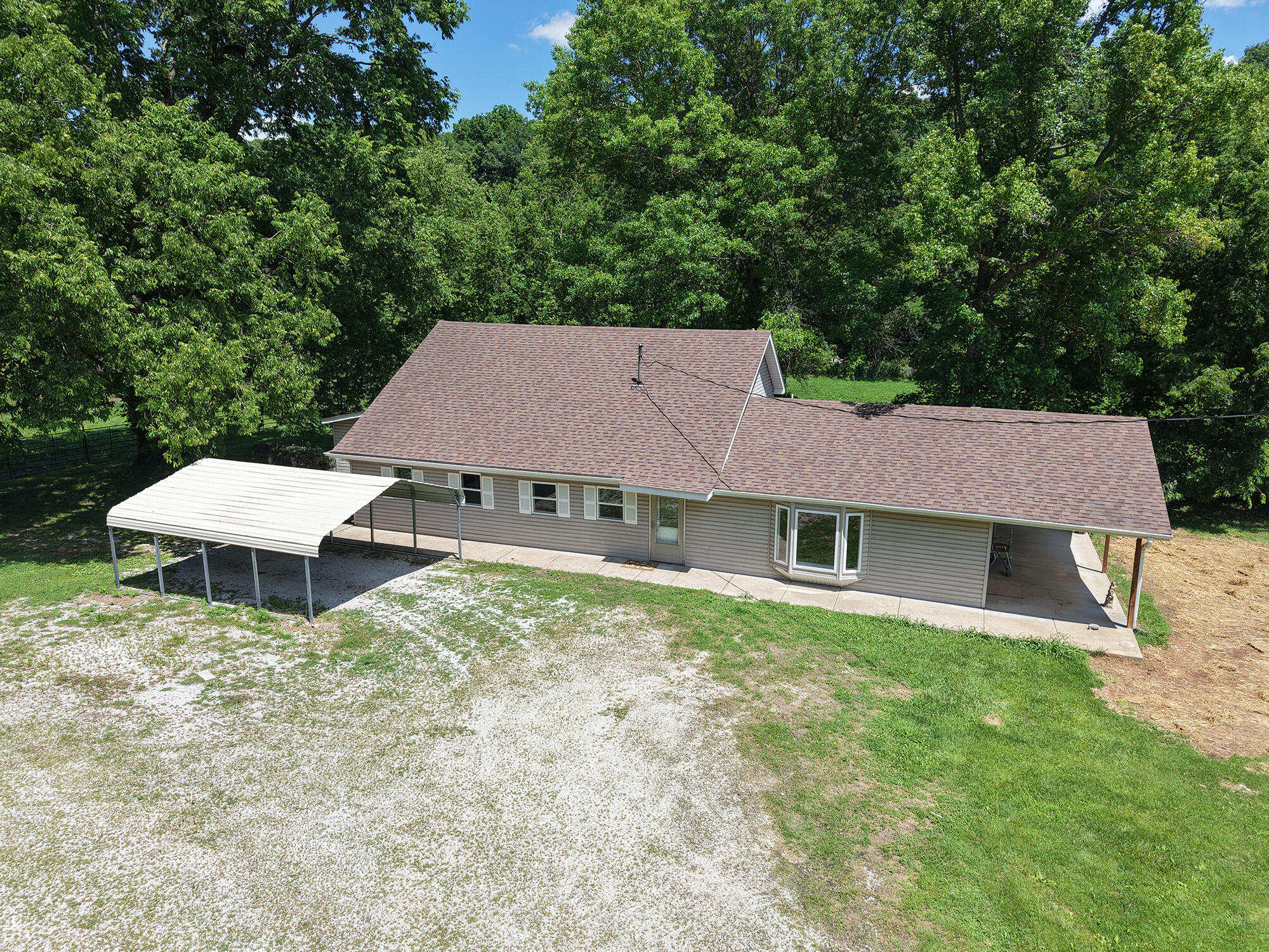 533 Ghan Road Clever, MO 65631 - Photo 4 of 57 533 Ghan Rd
