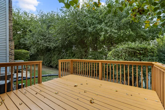 $2,400 | 414 Villa Cir Drive, Unit 23, Rolling Meadows, IL 60008