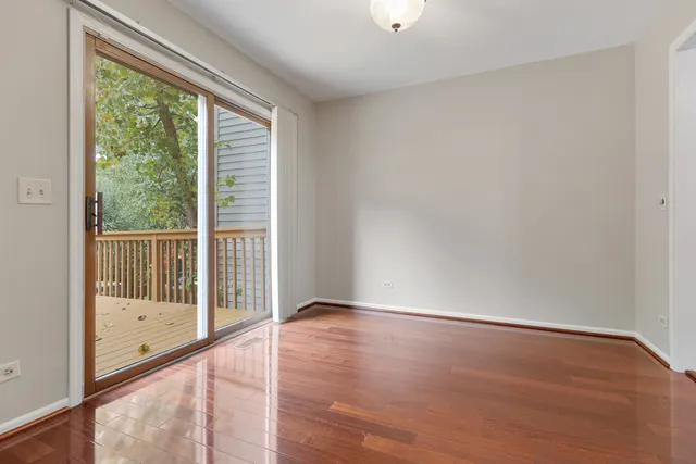 $2,400 | 414 Villa Cir Drive, Unit 23, Rolling Meadows, IL 60008