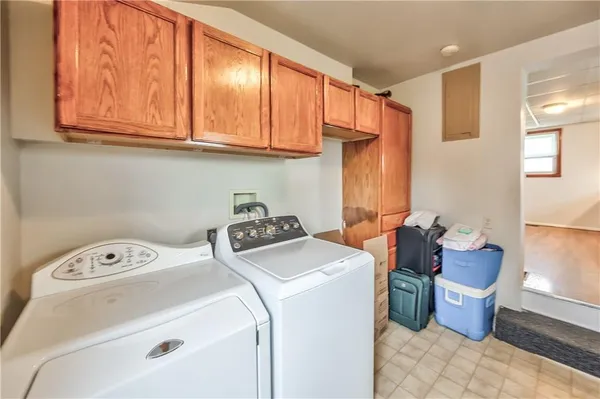 $375,000 | 35705 Renner Road, Paola, KS 66071