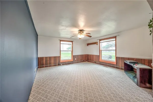 $375,000 | 35705 Renner Road, Paola, KS 66071