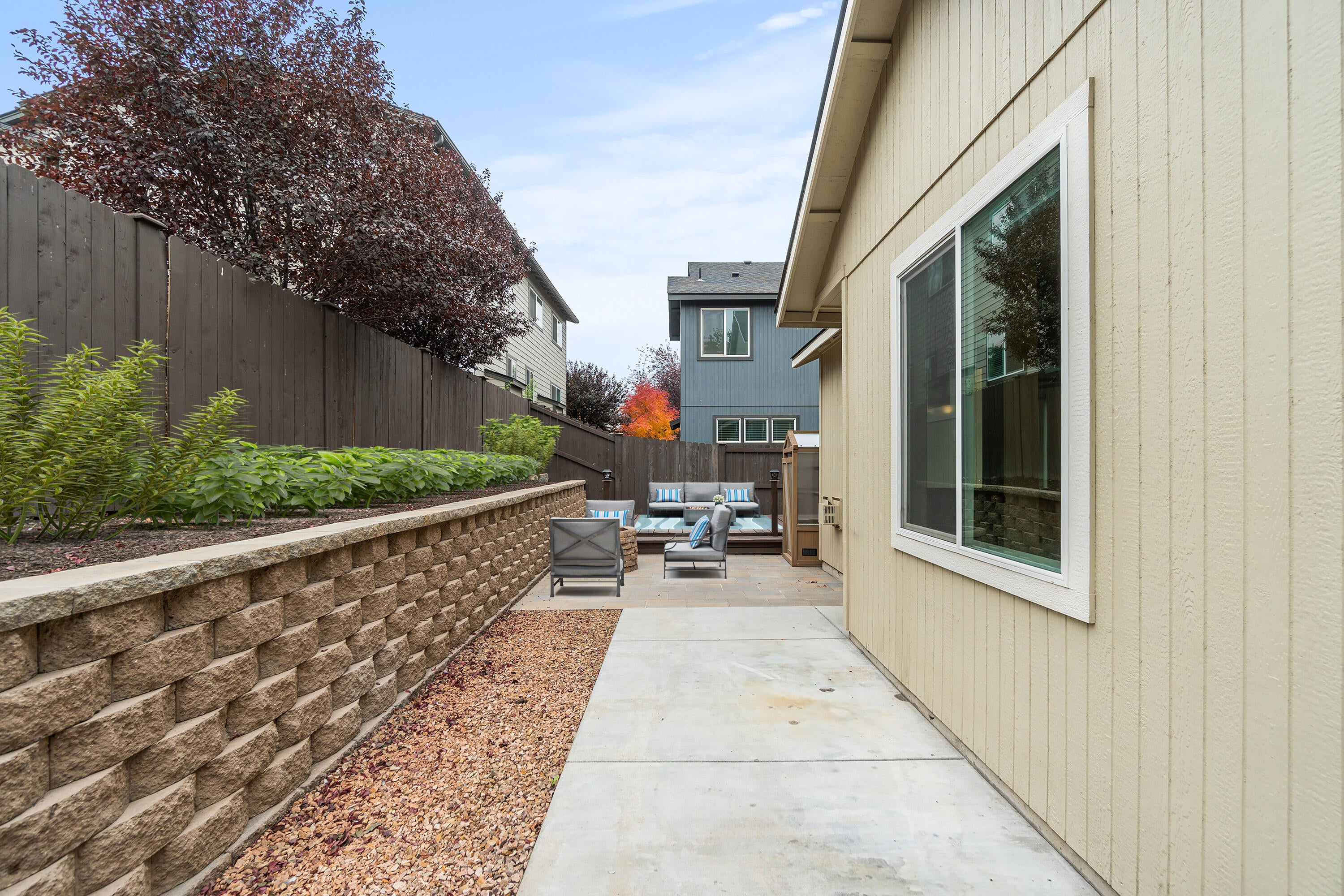 2309 Donegon Road Bend, OR 97701 - Photo 12 of 32 Back Patio Virtual Staging