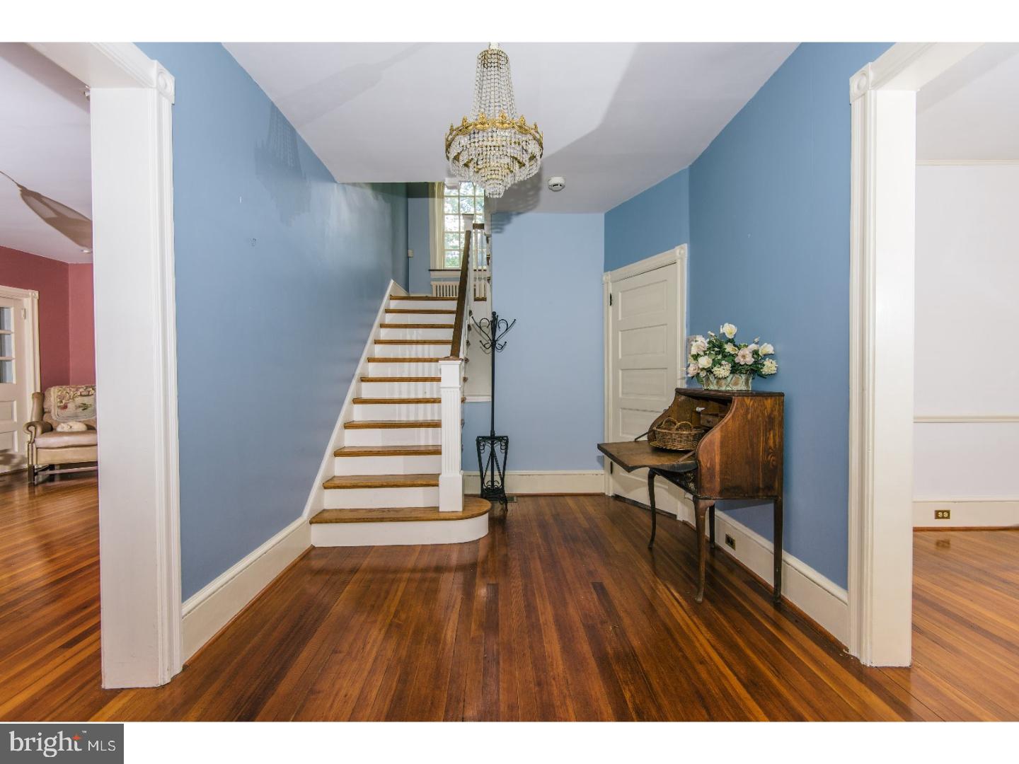 8 Radnor Way Wayne, PA 19087 - Photo 12 of 25 Foyer