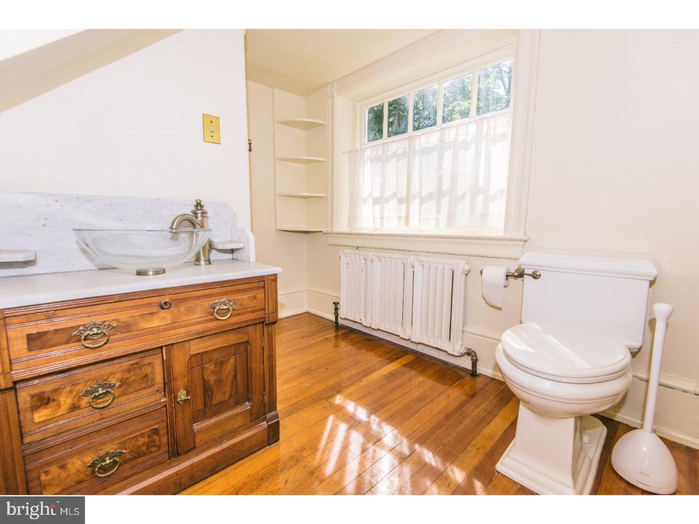 8 Radnor Way Wayne, PA 19087 - Photo 10 of 25 Bathroom