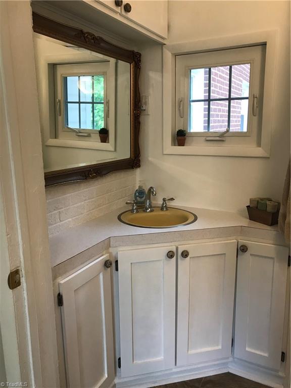 952 Anderson Road Siloam, NC 27047 - Photo 36 of 38 Gallery Image 36