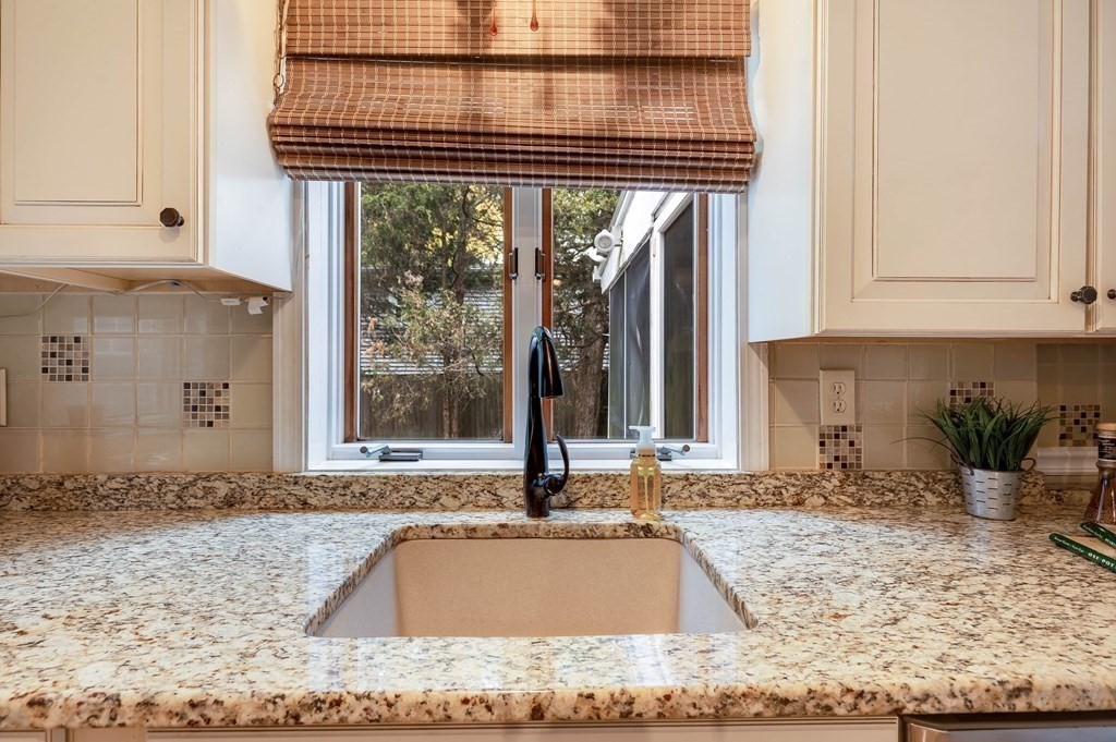 3 Evergreen Road Reading, MA 01867 - Photo 14 of 36 Gallery Image 14
