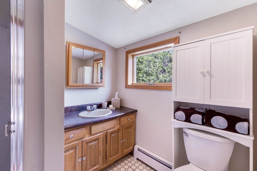 3 Evergreen Road Reading, MA 01867 - Photo 23 of 36 Gallery Image 23