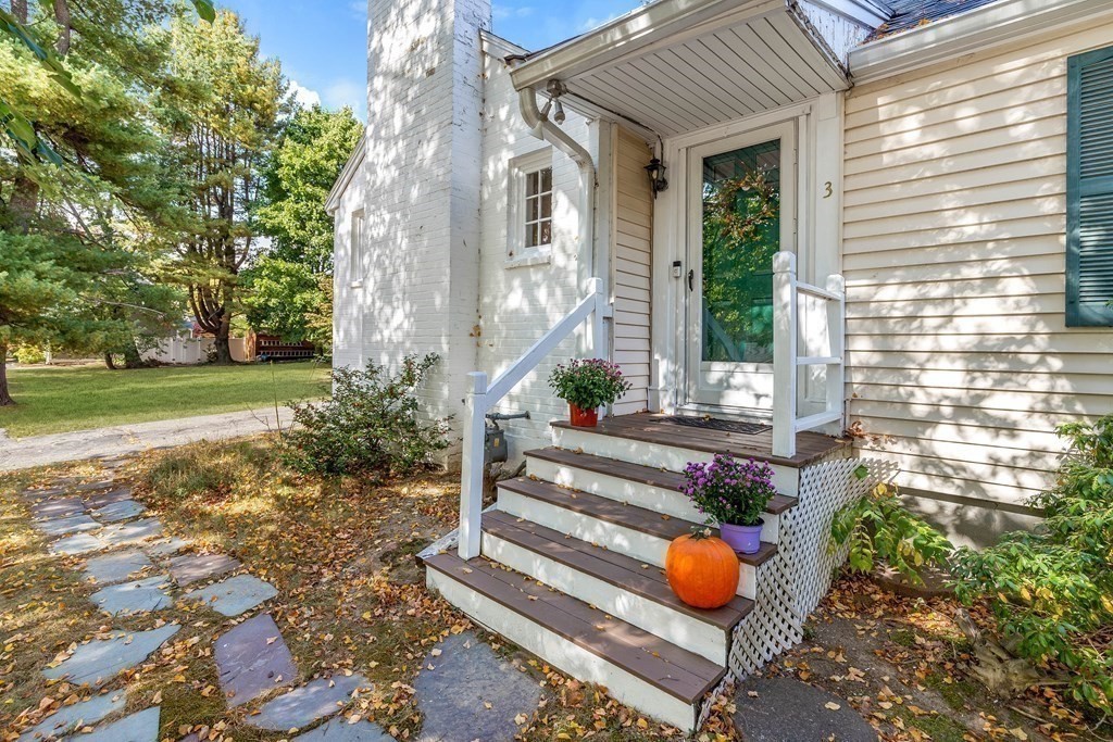 3 Evergreen Road Reading, MA 01867 - Photo 31 of 36 Gallery Image 31