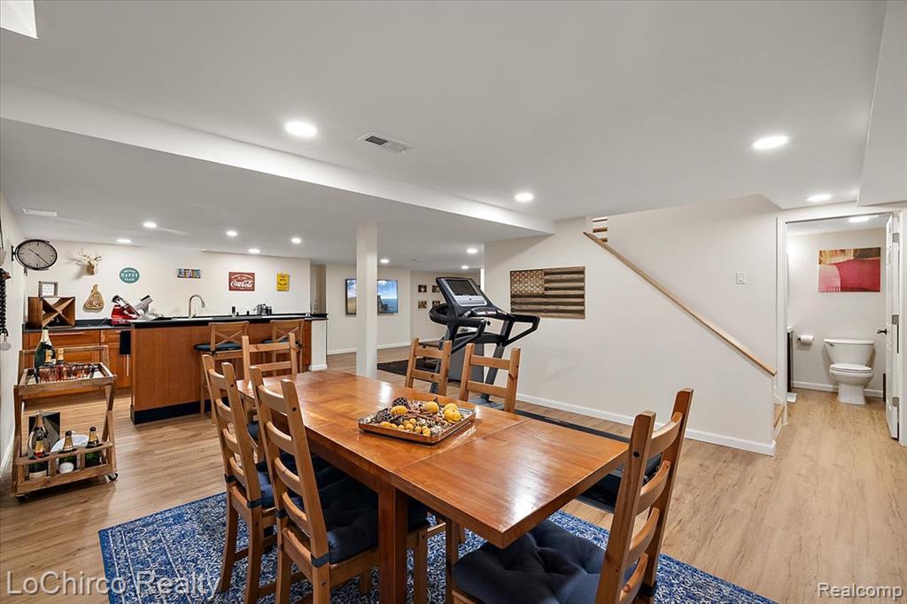 1908 Beaver Creek Drive Rochester, MI 48307 - Photo 65 of 69 Gallery Image 65
