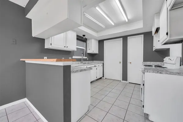 $1,599 | 14830 Keelby Drive, Houston, TX 77015