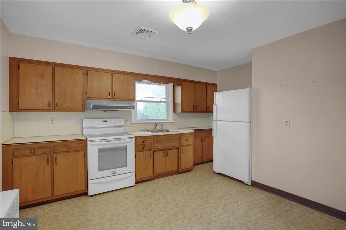 918 John Street Reading, PA 19607 - Photo 9 of 36 Gallery Image 9