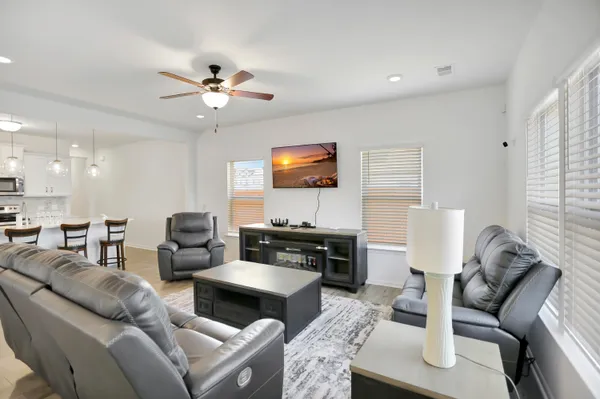 $3,100 | 691 Snow Owl Drive, Summerville, SC 29486