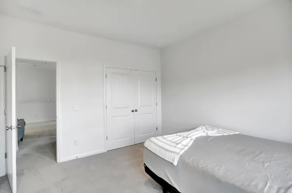 $3,100 | 691 Snow Owl Drive, Summerville, SC 29486