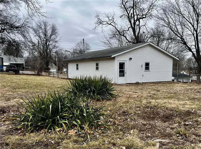 $279,000 | 901 West Davis Street, Savannah, MO 64485