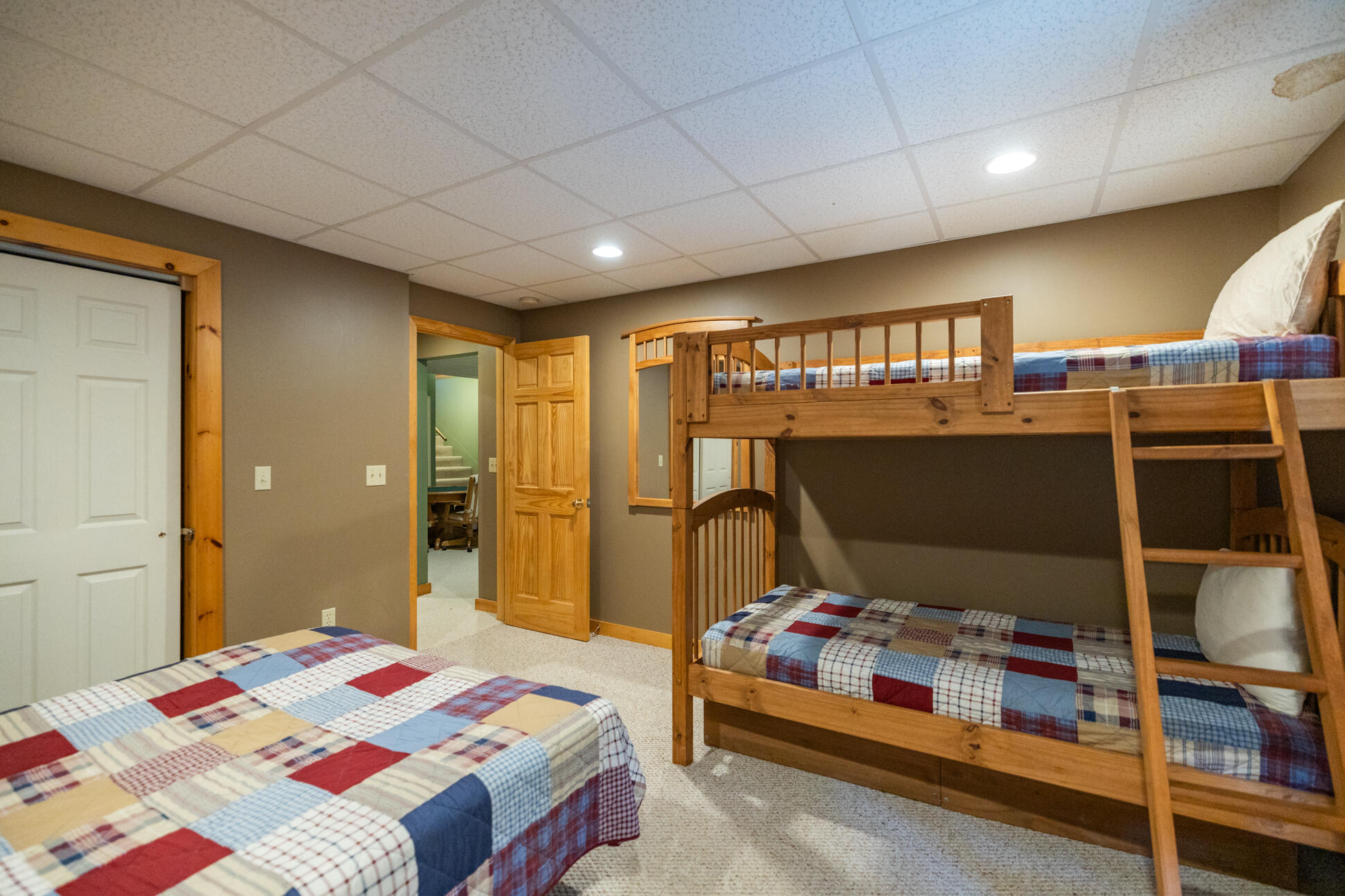 159 Keystone Drive Newry, ME 04261 - Photo 26 of 34 6I3A1085-HDR