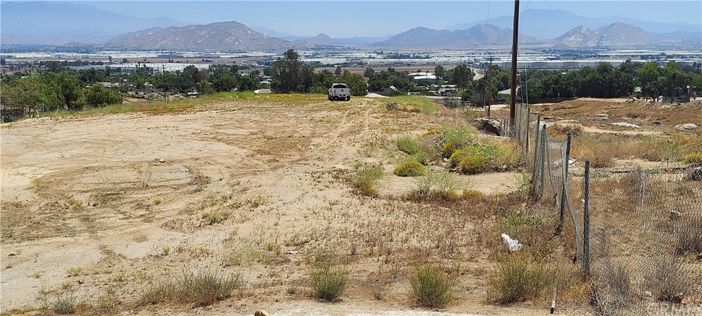 0 Darin Perris Ca Perris, CA 92570 - Photo 5 of 17 a view of a lake with a mountain