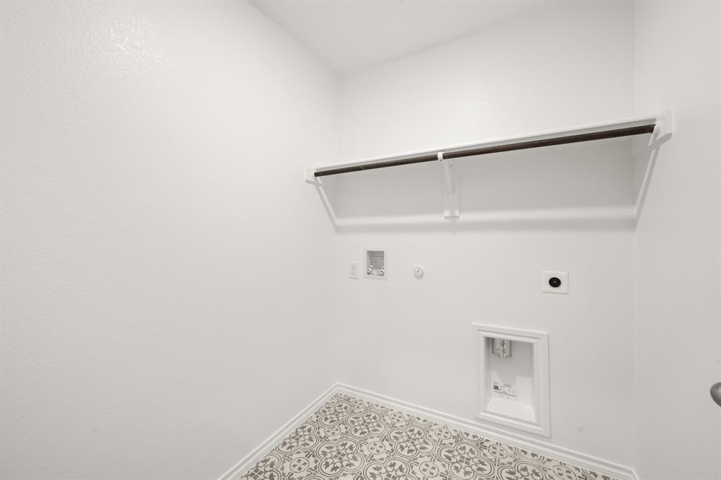 1908 Seminole Drive Cleburne, TX 76033 - Photo 24 of 27 a view of small space