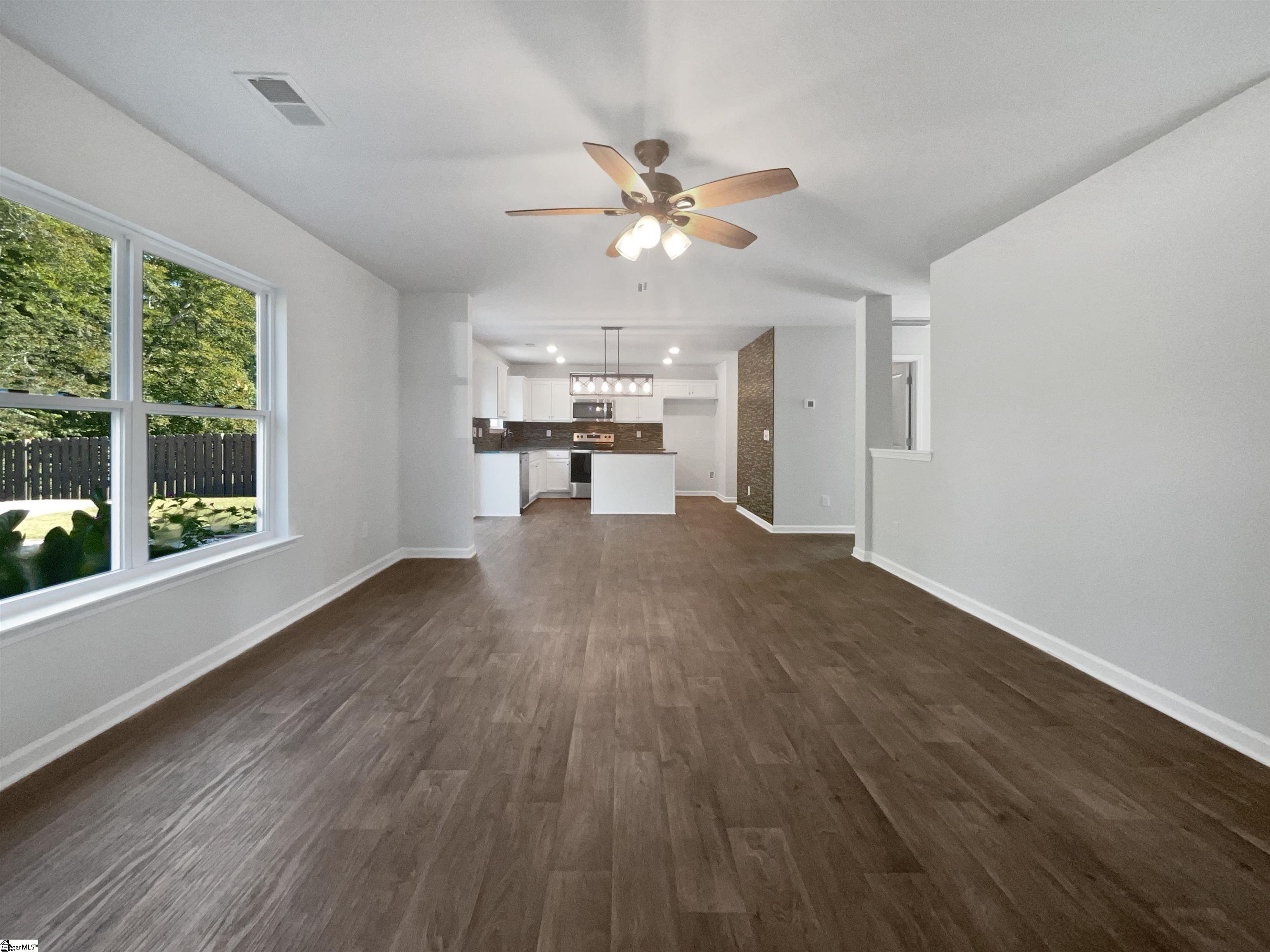 126 Blue Springs Way Simpsonville, SC 29680 - Photo 9 of 22