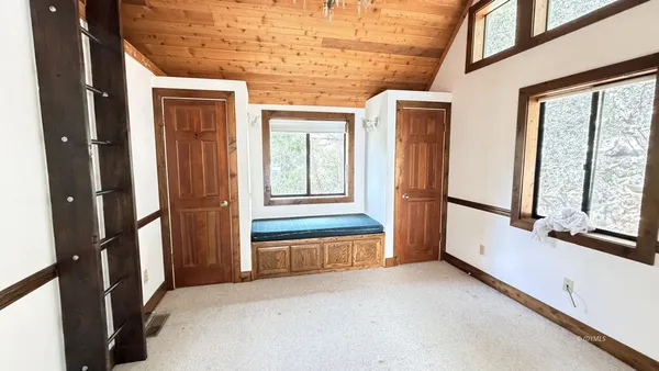 $2,850 | 26720 Robin Drive, Idyllwild, CA 92549