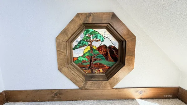 $2,850 | 26720 Robin Drive, Idyllwild, CA 92549