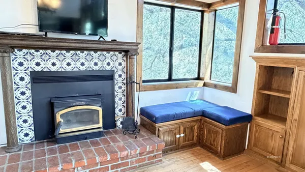 $2,850 | 26720 Robin Drive, Idyllwild, CA 92549