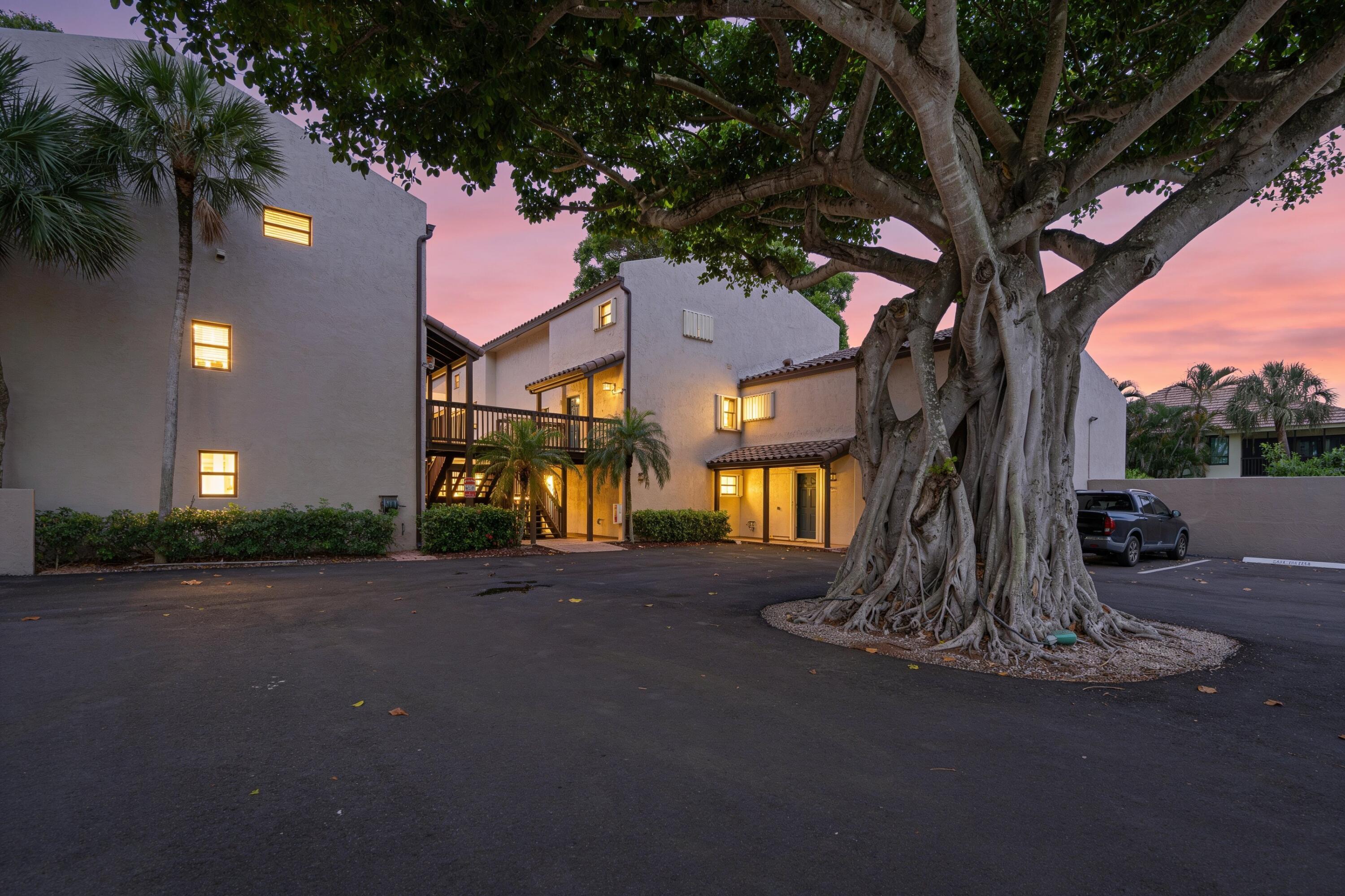 149 Northwest 70th Street, Unit 302B Boca Raton, FL 33487 - Photo 2 of 44 Twilight