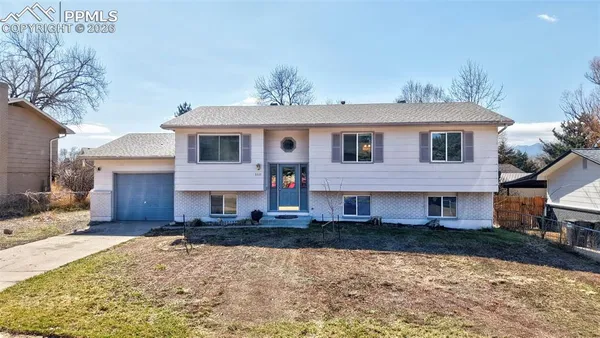 $395,000 | 108 Cielo Vista Street, Colorado Springs, CO 80911