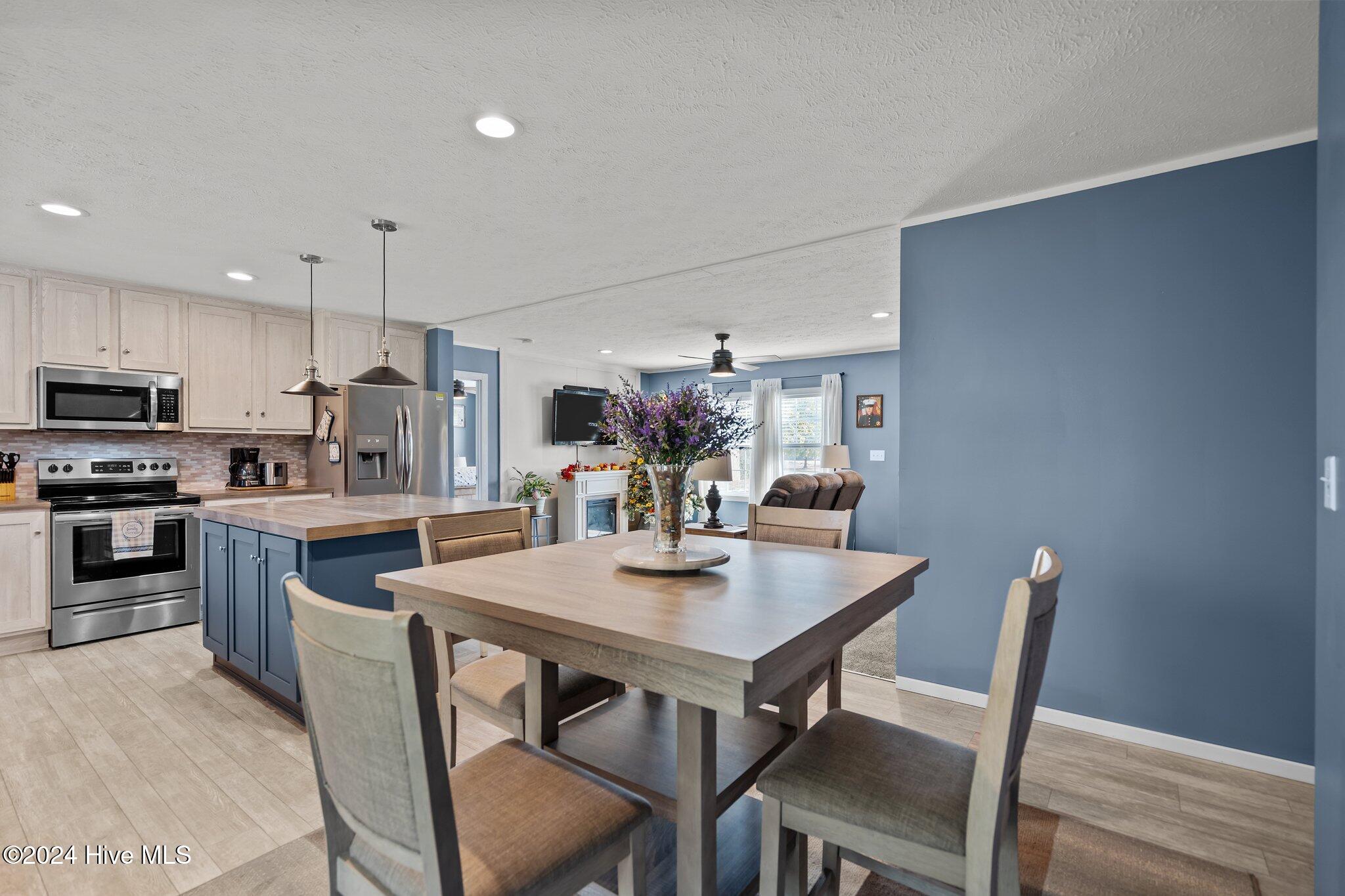 110 Little Pond Road Rocky Point, NC 28457 - Photo 13 of 44 40-web-or-mls-DSC04706