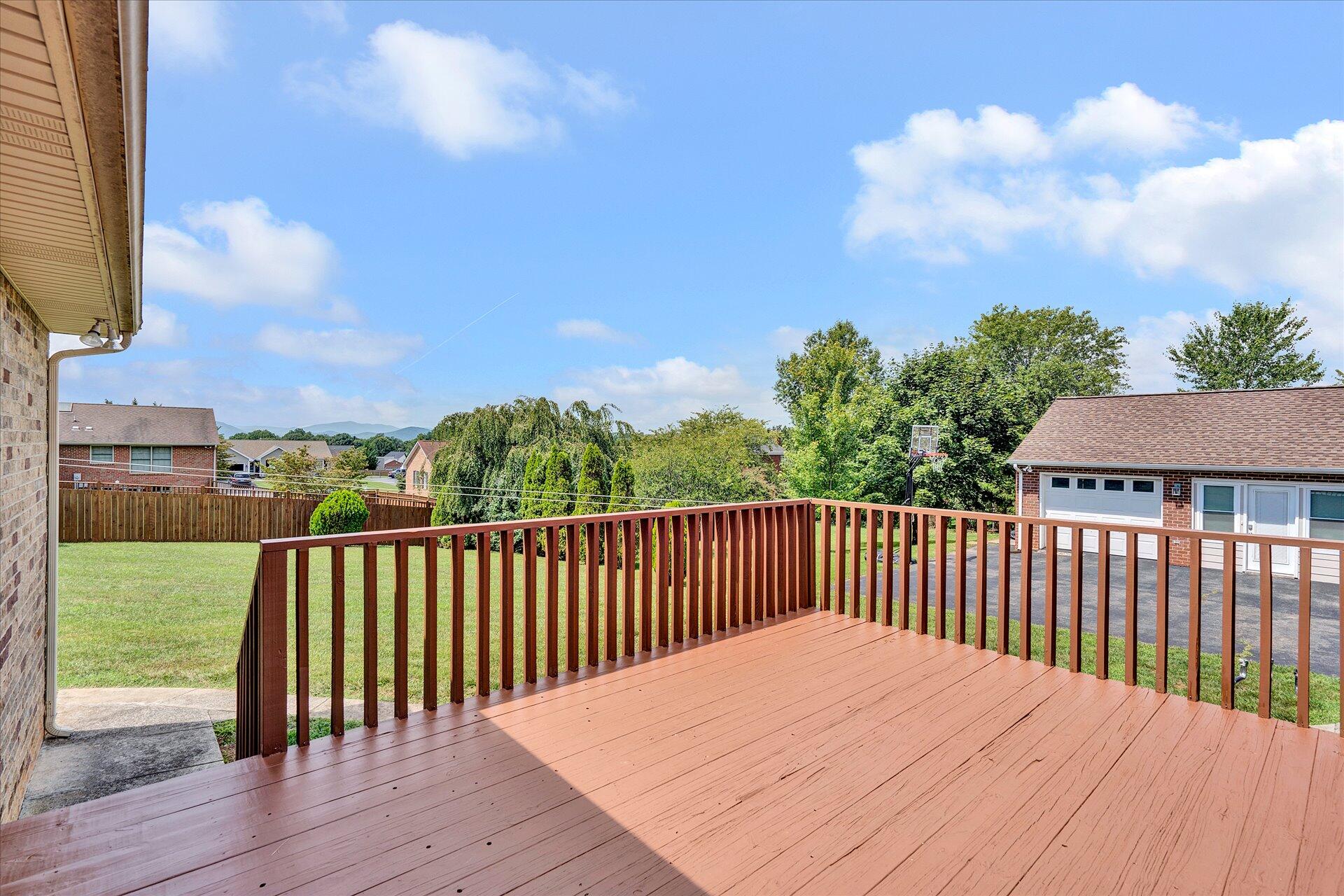 2057 Mountain View Road Vinton, VA 24179 - Photo 14 of 34 14-DSC3161