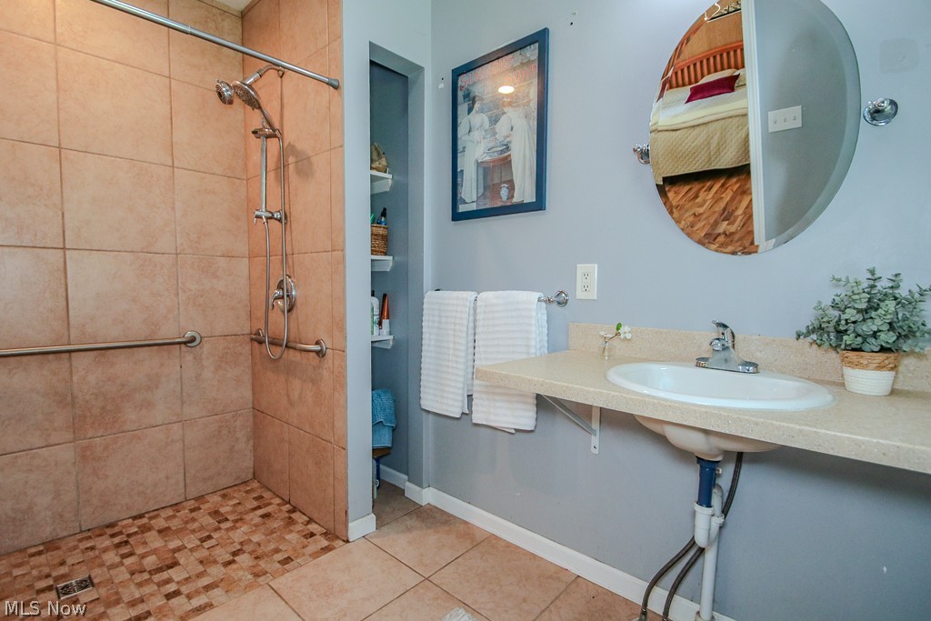 5084 Forest Road Mentor, OH 44060 - Photo 12 of 34