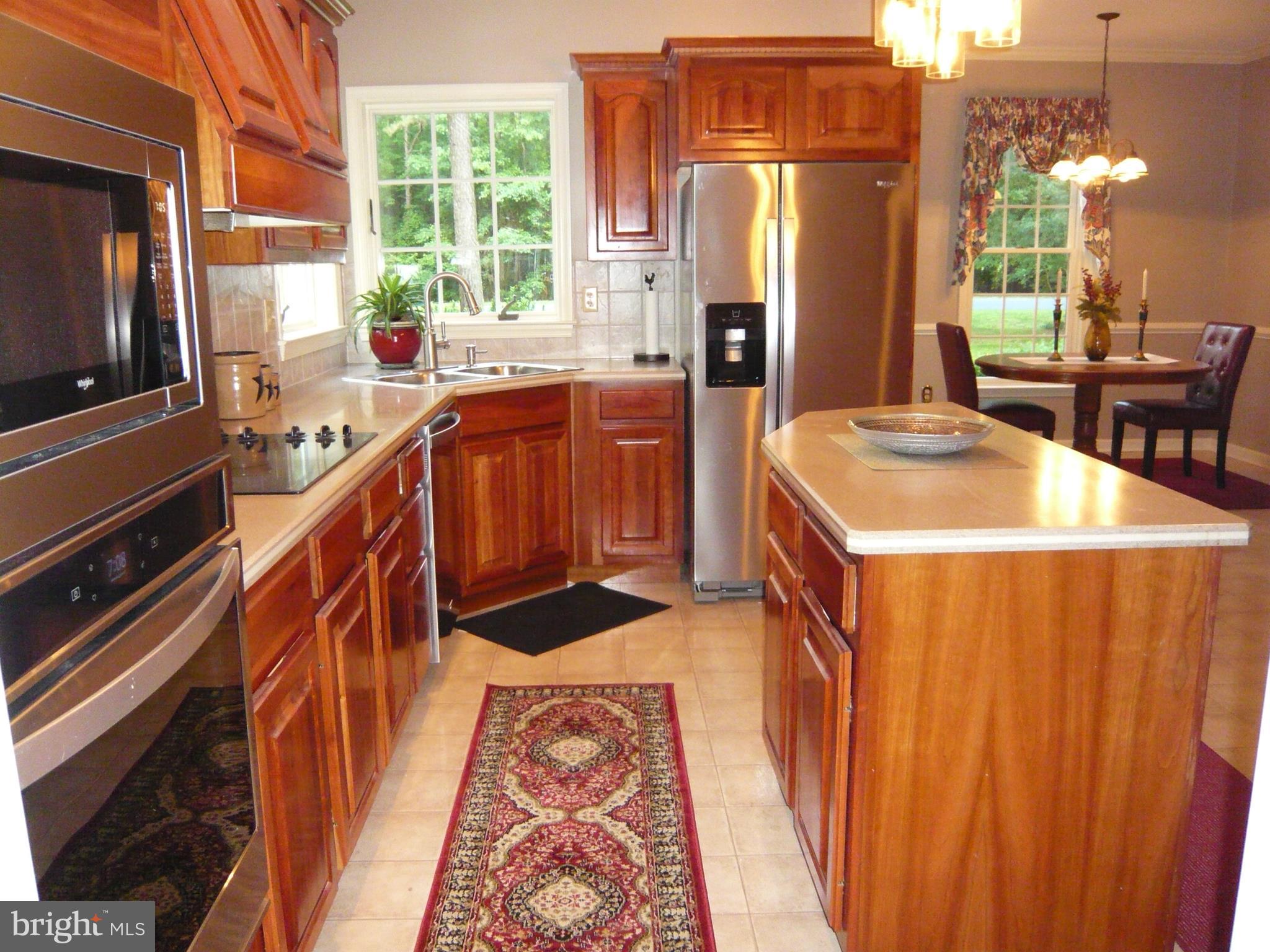 Custom kitchen cabinets