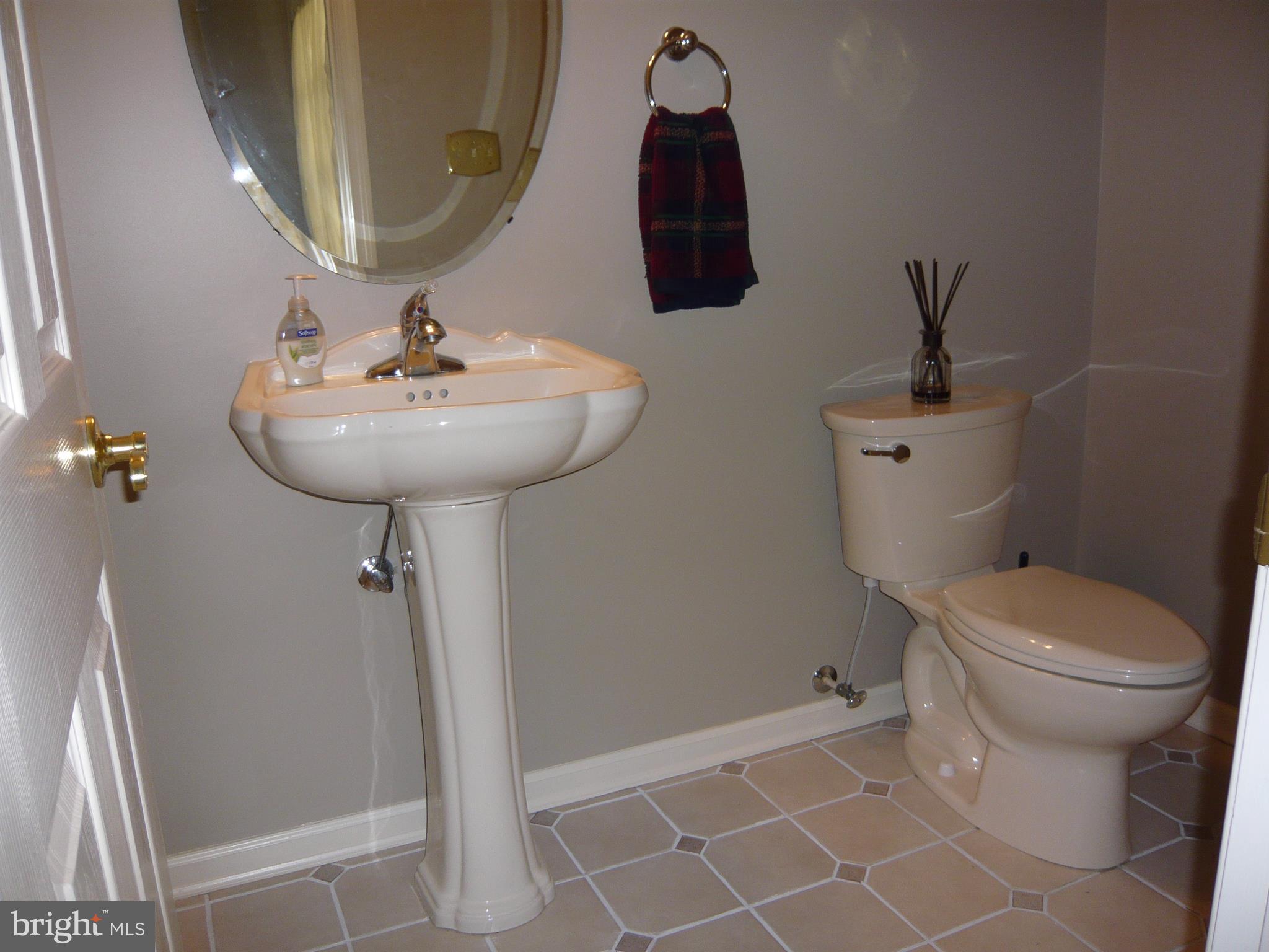 6815 Arvey Road Parsonsburg, MD 21849 - Photo 22 of 27 Half Bath