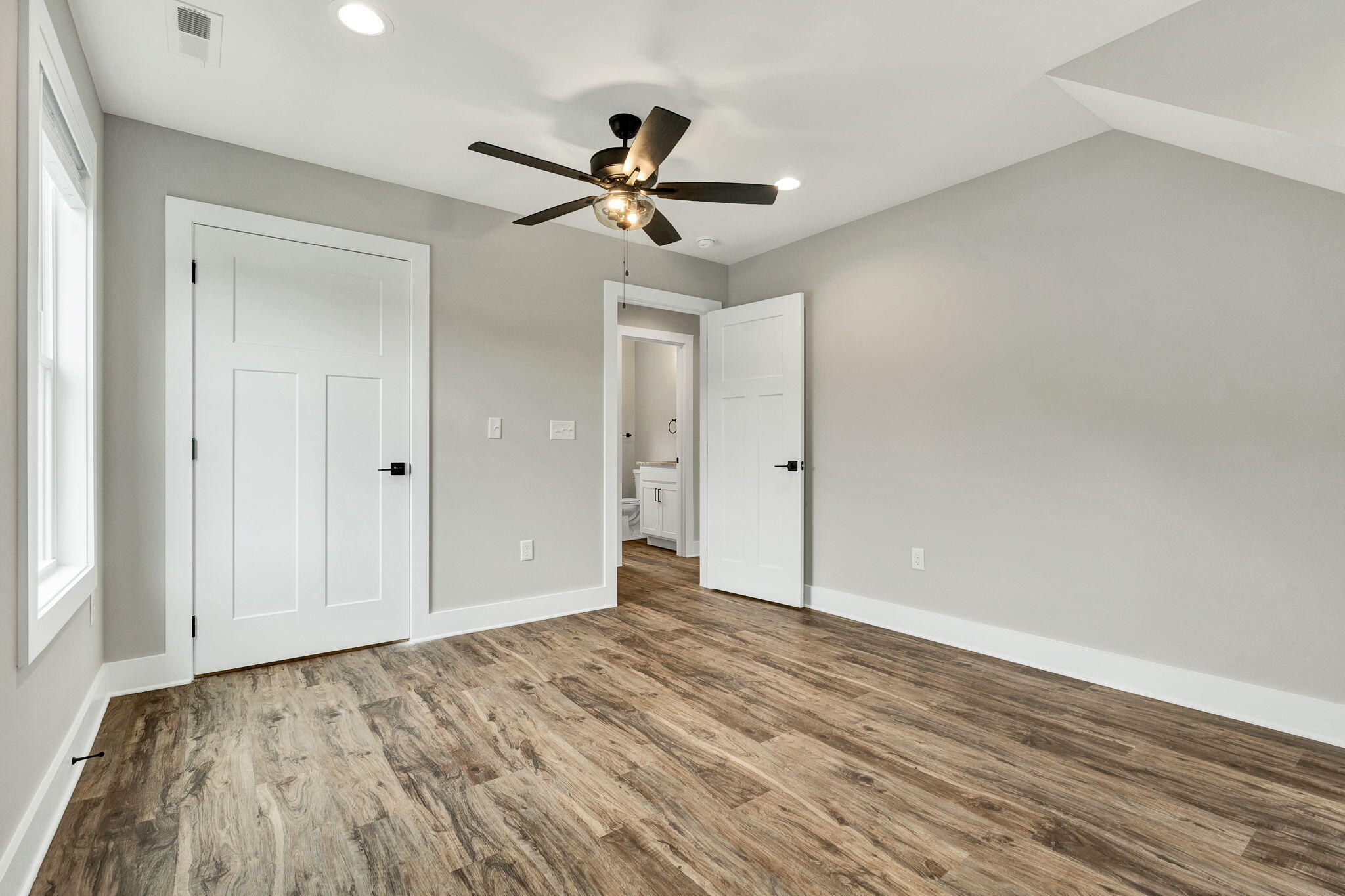 1717 Southern Heights Circle Southeast Cleveland, TN 37311 - Photo 26 of 35 26-web-or-mls-DSC09624