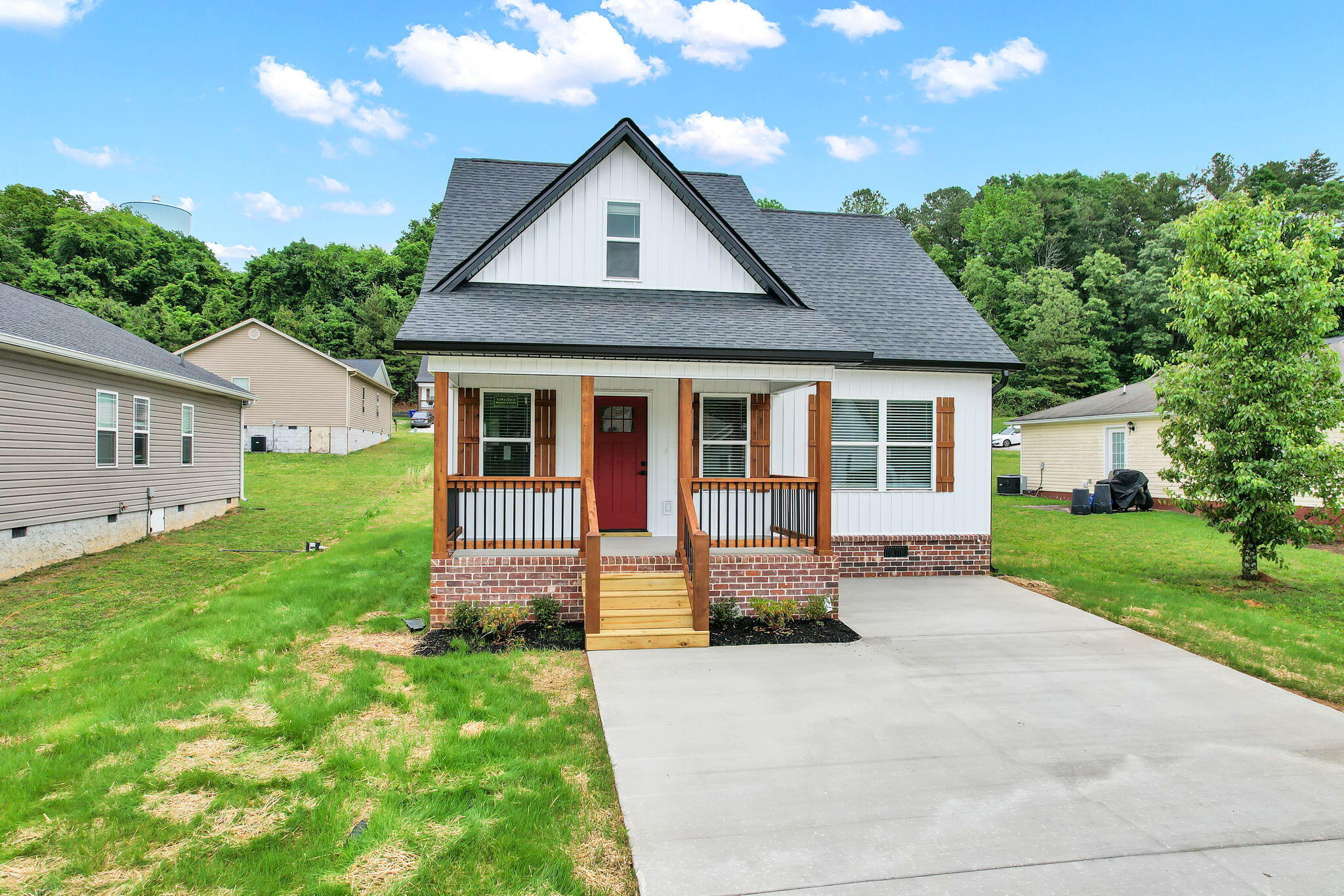 1717 Southern Heights Circle Southeast Cleveland, TN 37311 - Photo 3 of 35 3-web-or-mls-DJI_0007