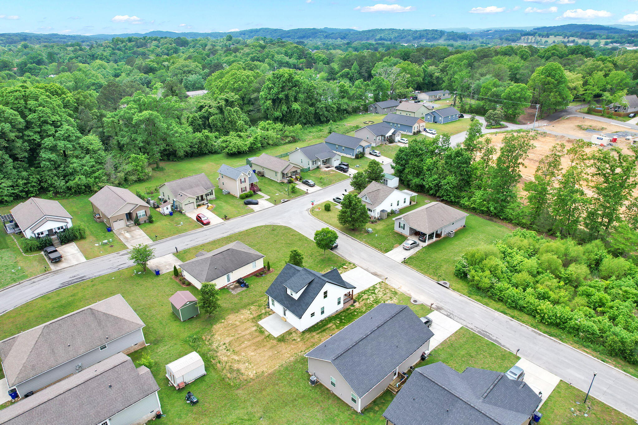 1717 Southern Heights Circle Southeast Cleveland, TN 37311 - Photo 7 of 35 7-web-or-mls-DJI_0011