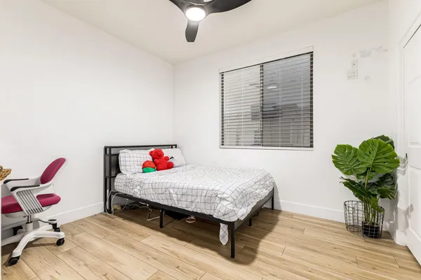 $3,800 | 2707 West Lamar Road, Phoenix, AZ 85017
