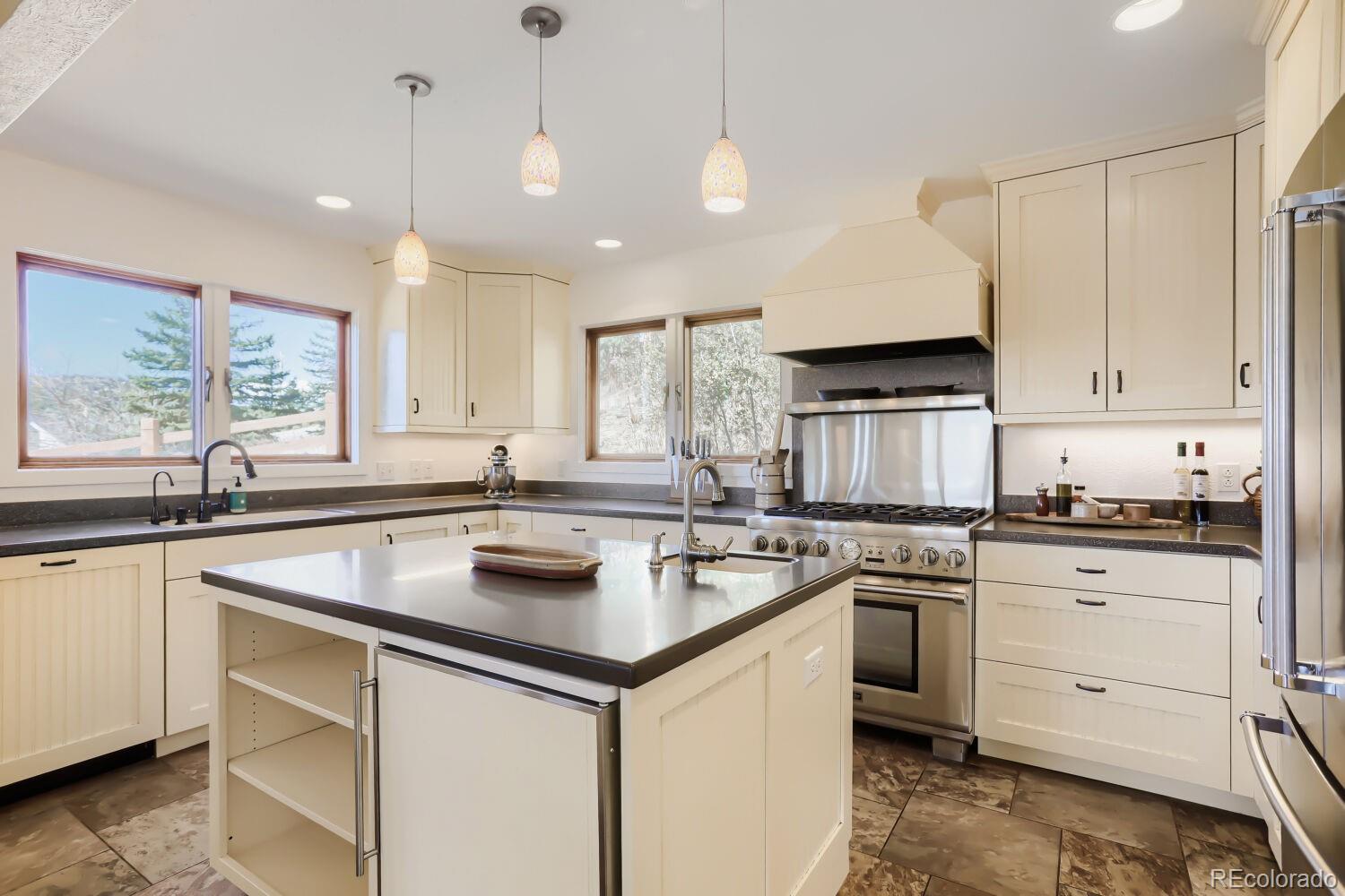266 Peakview Road Boulder, CO 80302 - Photo 13 of 50 Gallery Image 13