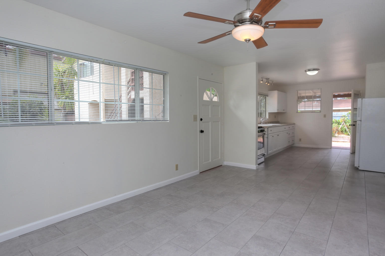1035 Cramer Road, Unit B Carpinteria, CA 93013 - Photo 3 of 12 a view of an empty room with a window