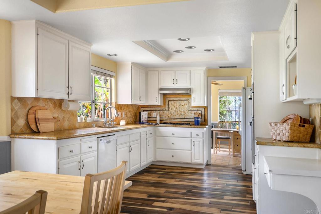 15519 Villa Sierra Road Valley Center, CA 92082 - Photo 12 of 40