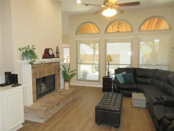 $2,995 | 713 Victorian Drive, Allen, TX 75002